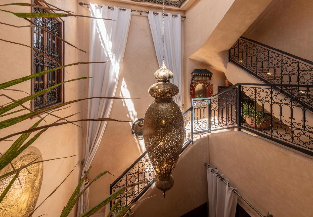 Oumnia - Emplacement - En Entier Pour Vous Marrakesh