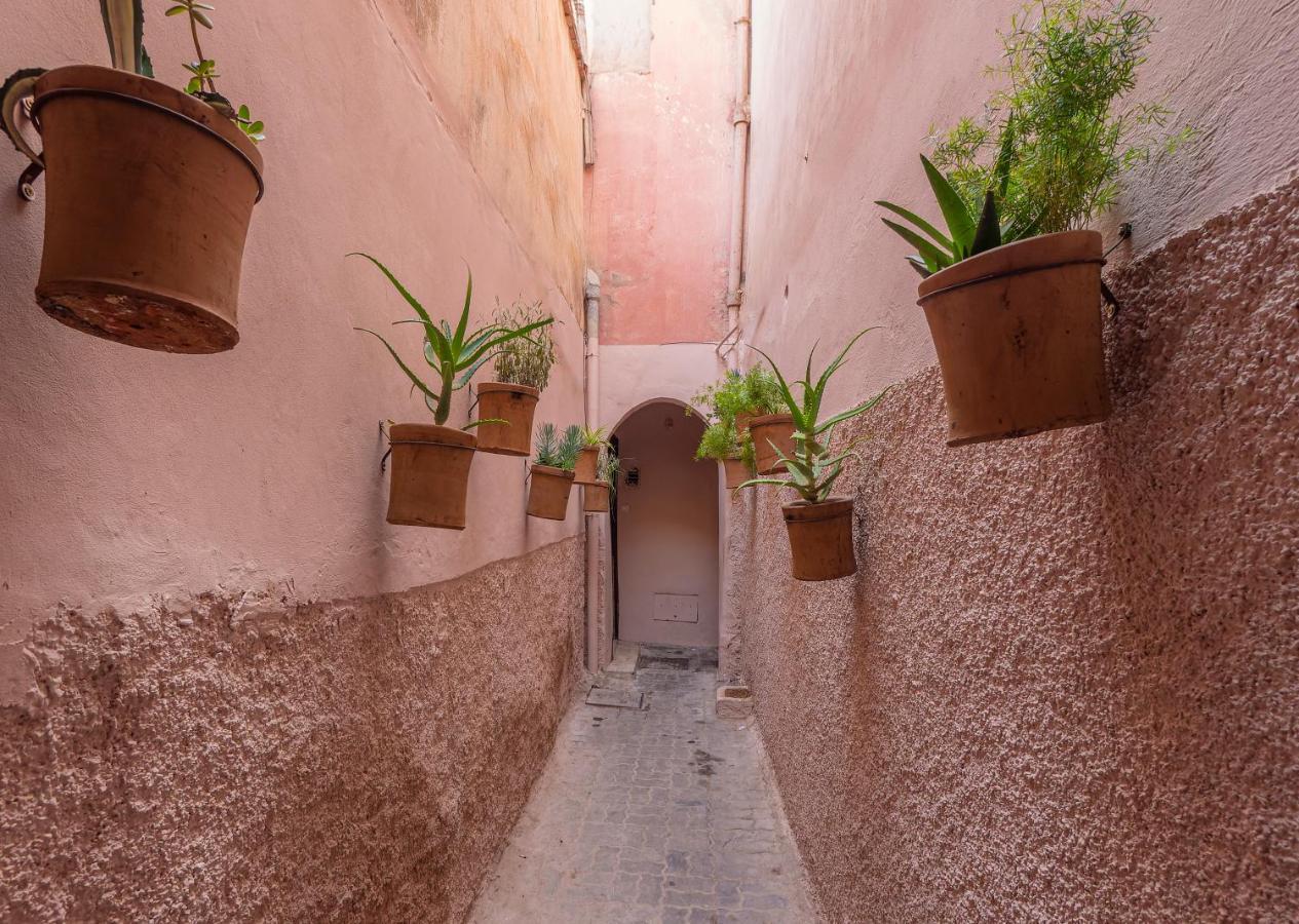 Oumnia - Emplacement - En Entier Pour Vous Marrakesh